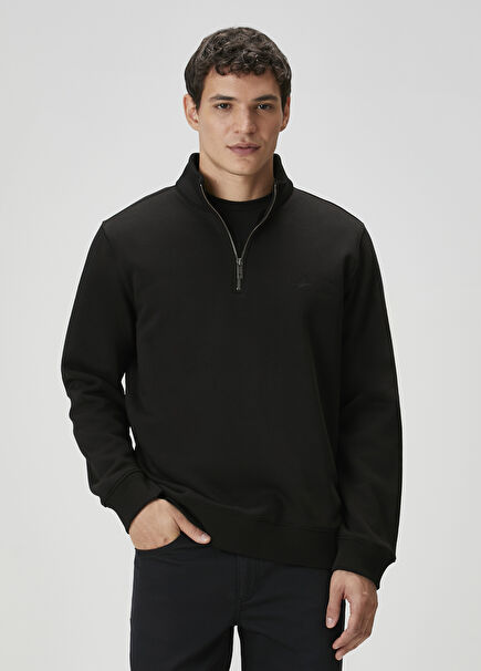 Siyah Yakası Fermuarlı Sweatshirt