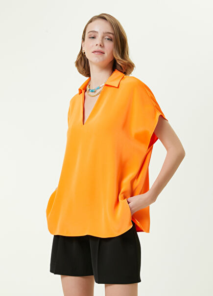 Turuncu Polo Yaka Saten Bluz