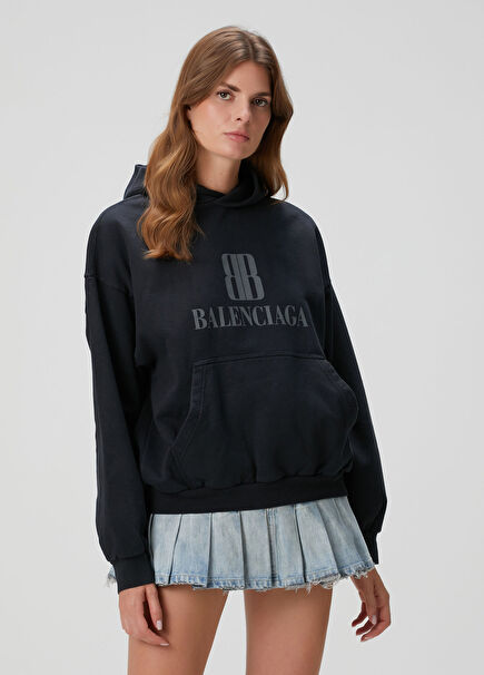 Siyah Kapüşonlu Sweatshirt