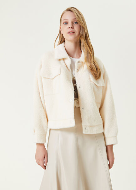 Kırık Beyaz Kısa Trucker Ceket