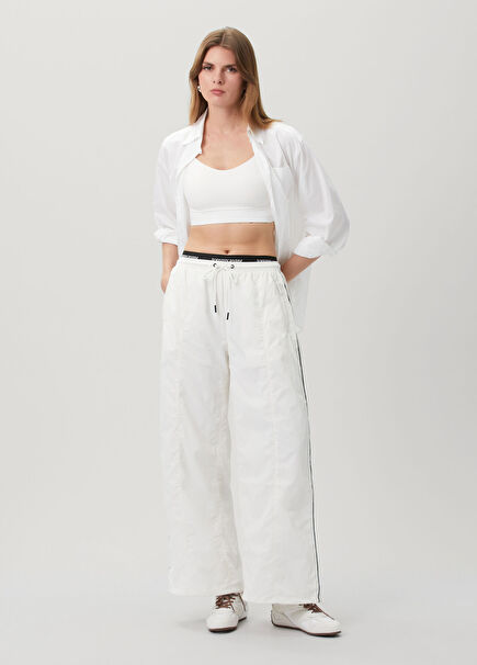 White logo elasticated sports pants