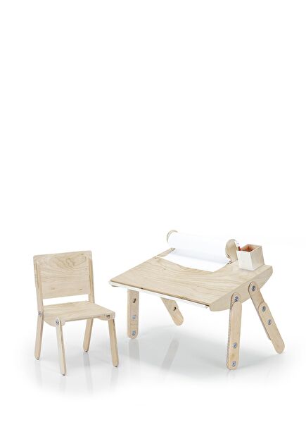 Milky Accessorized Natural Table and Chair
