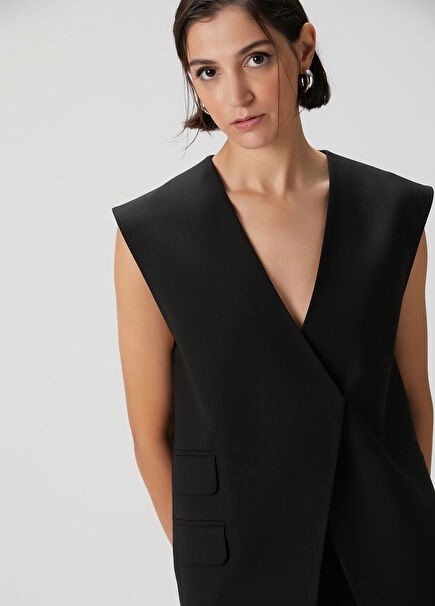 Oversized Siyah Yün Yelek