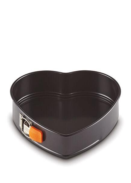 Black Steel Detachable Bottom Heart Shaped Cake Mold