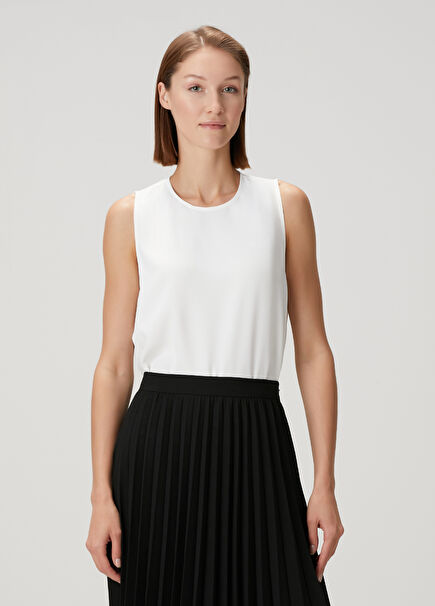 White Loose-Fitting Blouse
