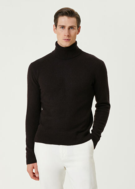 Burgundy Turtleneck Cashmere Sweater