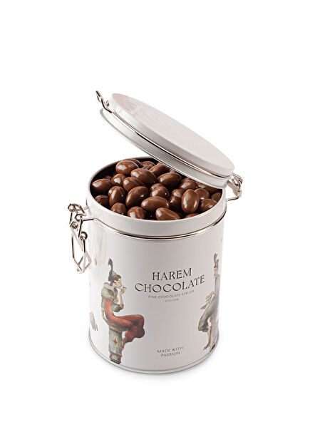 Star-patterned Metal Box with Pistachio Milk Chocolate Dragees 300g