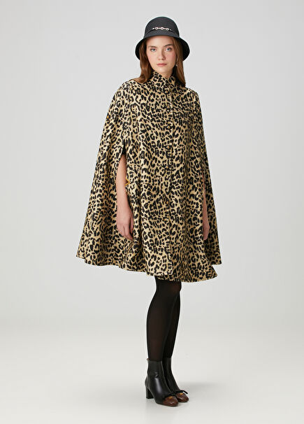 Leopar Desenli Yün Pelerin Kaban