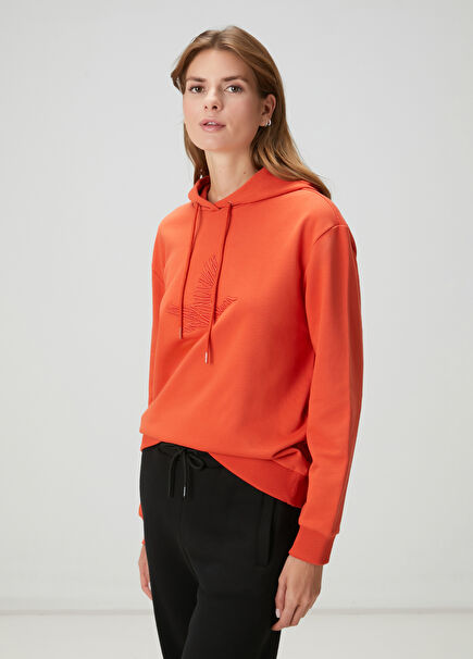 Kiremit Kapüşonlu Karalama Kuş Nakışlı Sweatshirt