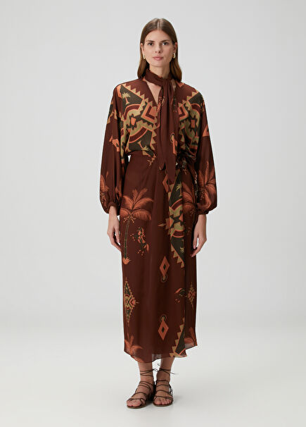 Kahverengi Etnik Desenli Midi İpek Elbise
