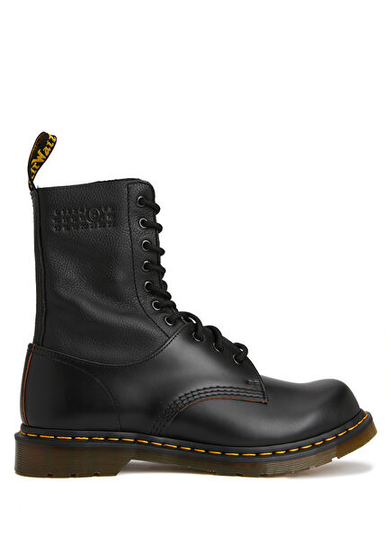 MM6XDr.Martens