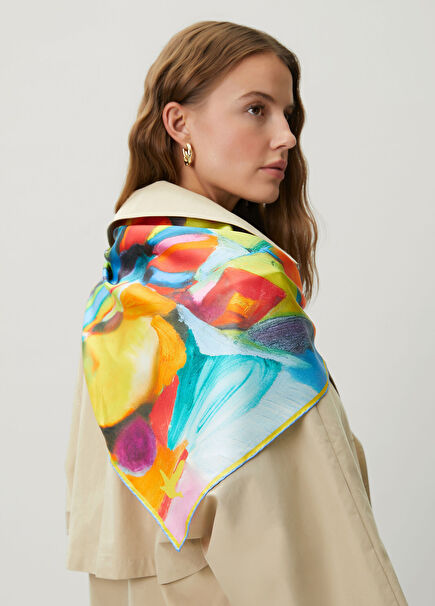 Art Collaboration Çağla Ulusoy Çiçek İpek Eşarp