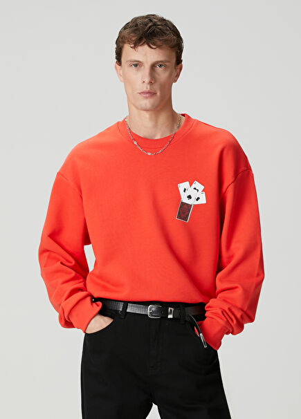 Kırmızı Kart Baskılı Sweatshirt