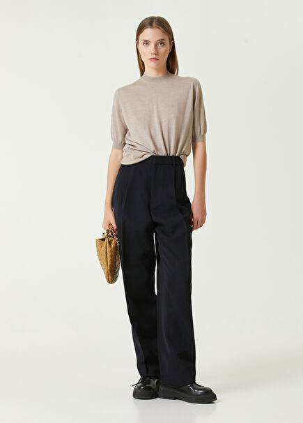 Black Pleated Trousers