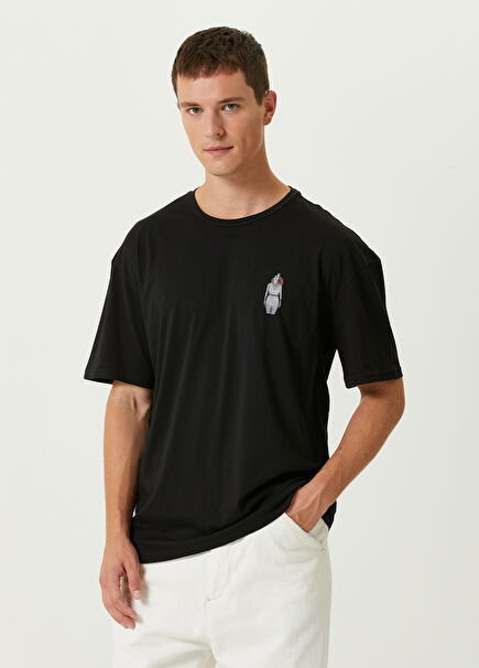 T-Shirt With Black Print Detail