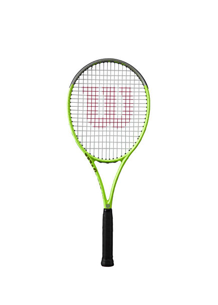 Blade Feel RXT 105 Grip 1 WR117610U1 Strung Tennis Racket