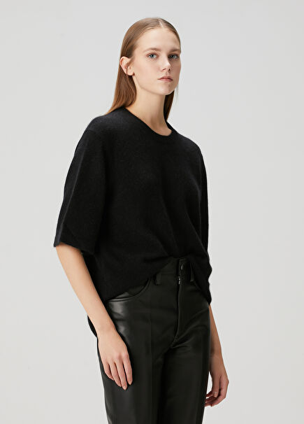 Raven Black Wool Knitwear