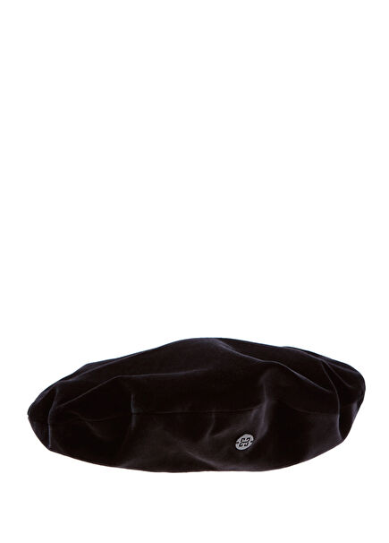 Audrey Black Velvet Beaniette Hat
