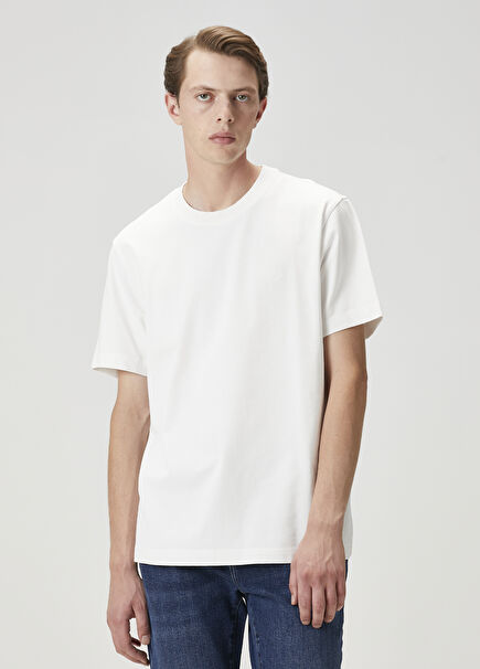 Relax Fit White Basic T-Shirt