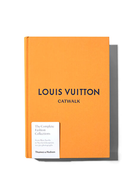 Louis Vuitton Catwalk Kitap