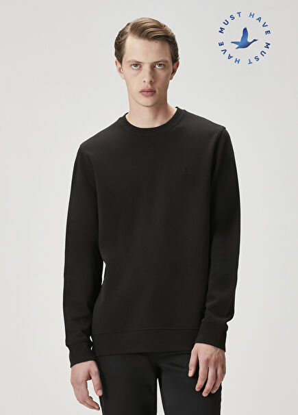 Black Basic Sweatshirt