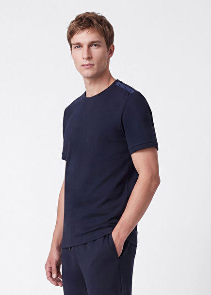 Basic Fit Navy Blue Goose Flex Printed T-Shirt