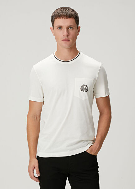 Beyaz Logo Baskılı T-shirt