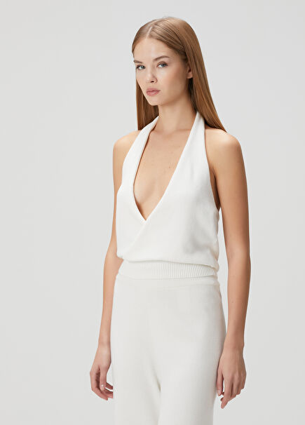 Beyaz Halter Yaka Triko