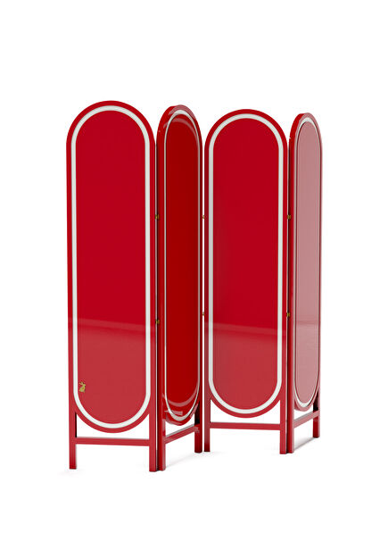 Red Lacquer Screen
