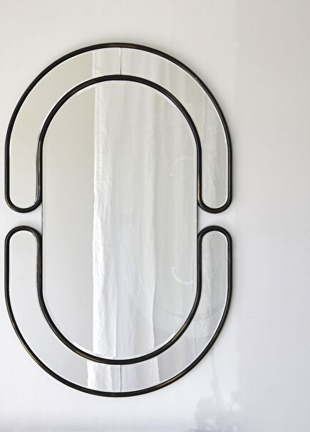 Geometric Shaped Mirror