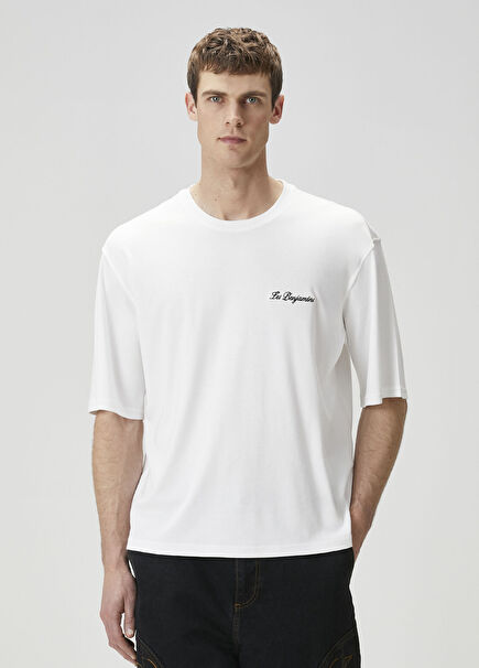 Beyaz Logo Nakışlı T-shirt