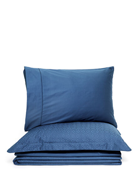 Boras Lacivert ‘H’ Monogram Jakarlı Organik Pamuk Saten Battal Boy Çift Kişilik Nevresim Takımı 240 x 220 cm