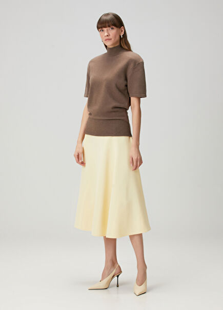 The Triangle Light Yellow Midi Skirt