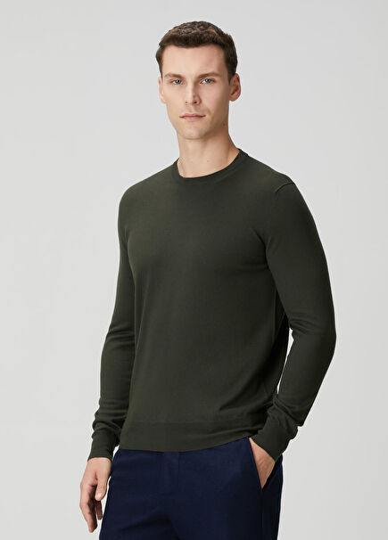 Koyu Yeşil Yün Kazak