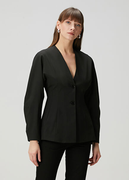 Fitted Black Blazer