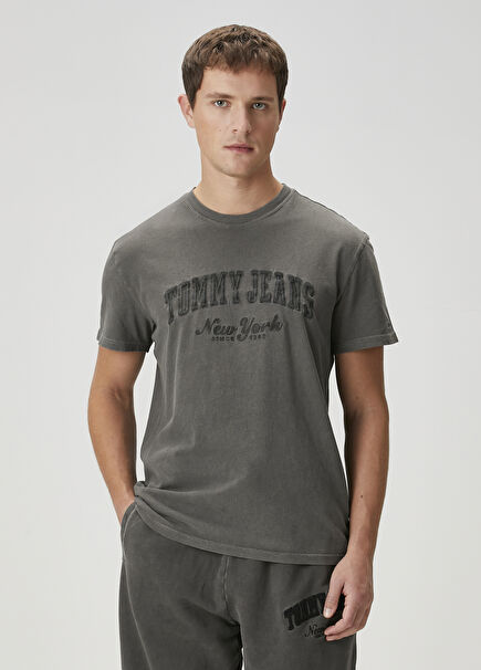 Black Logo Detailed T-Shirt