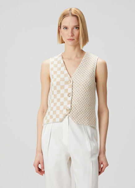 Larry Ecru Patterned Vest