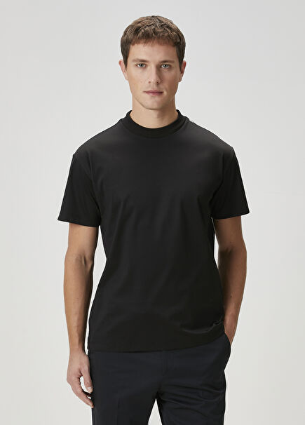 Black Basic T-Shirt