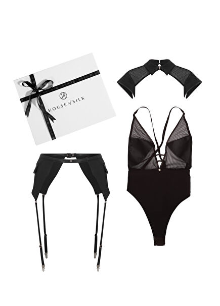 Keep Flirting Black Women's Underwear Gift Set