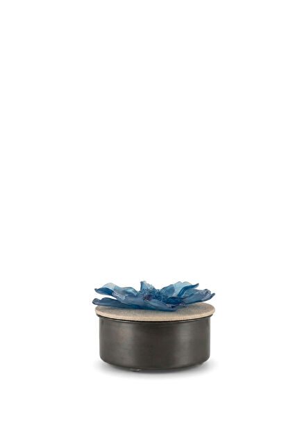 Large Blue Flower Antique Scented Candle