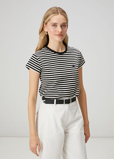 Siyah Beyaz Çizgili T-shirt