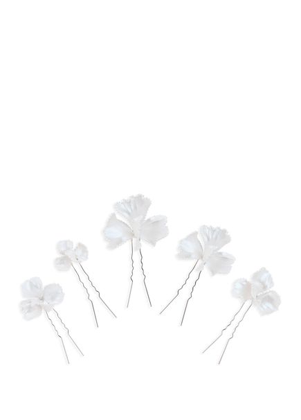 Lion Resin Floral Veil Accessory