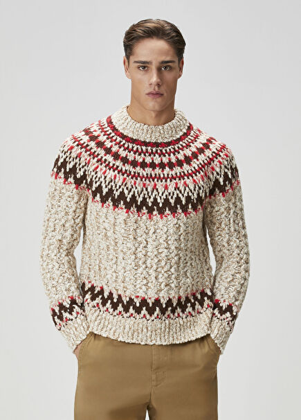 Bej Renkli Jakarlı Yün Kazak