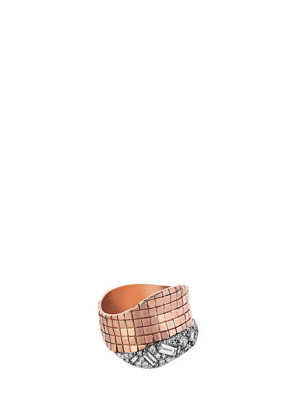 Milka S Party Women's Gold Sparrow Finger Ring