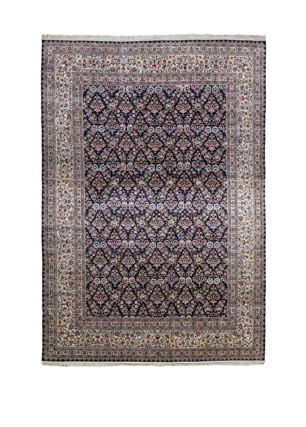 Silk Carpet with Flower Motif Sprinkled on Sariya 277x359 cm
