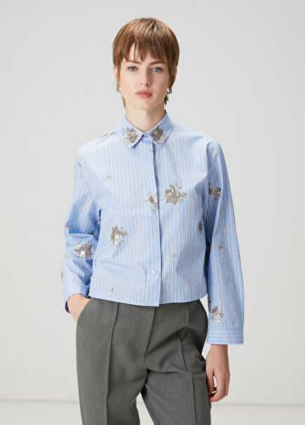 Mavi Çizgili İşlemeli Gömlek