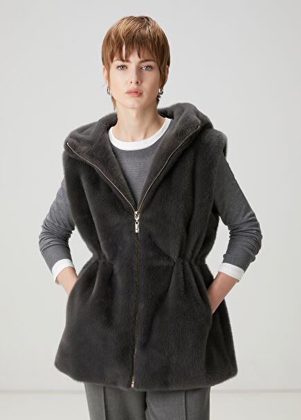 Anthracite Fur Vest