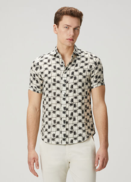 Beige Figure Pattern Short-Sleeved Linen Shirt