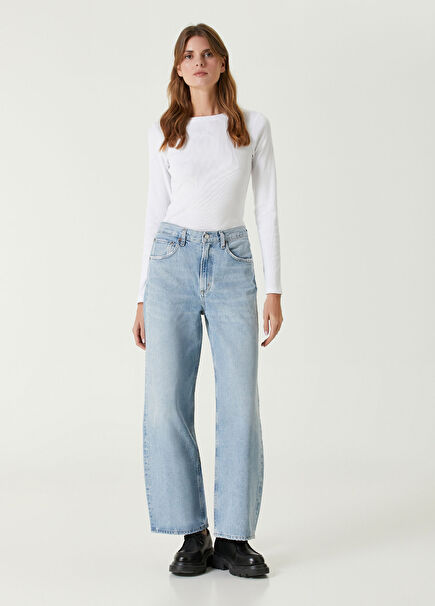 Low Curve Blue Jeans