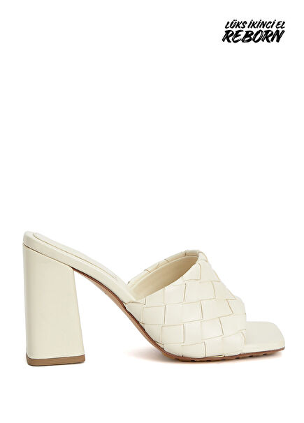 Bottega Veneta Women's Slippers 37IN